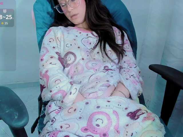 ZooeyBelair live cam on BongaCams