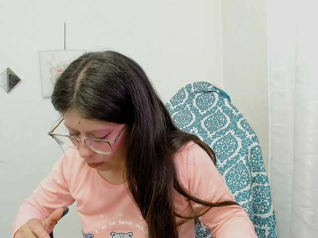 ZooeyBelair live cam preview