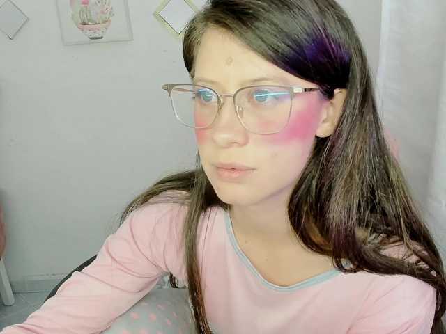 ZooeyBelair live cam on BongaCams