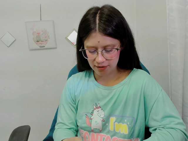ZooeyBelair live cam on BongaCams