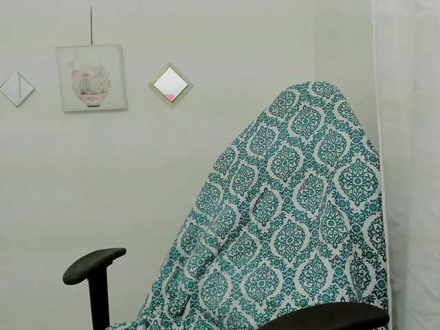 ZooeyBelair live cam preview