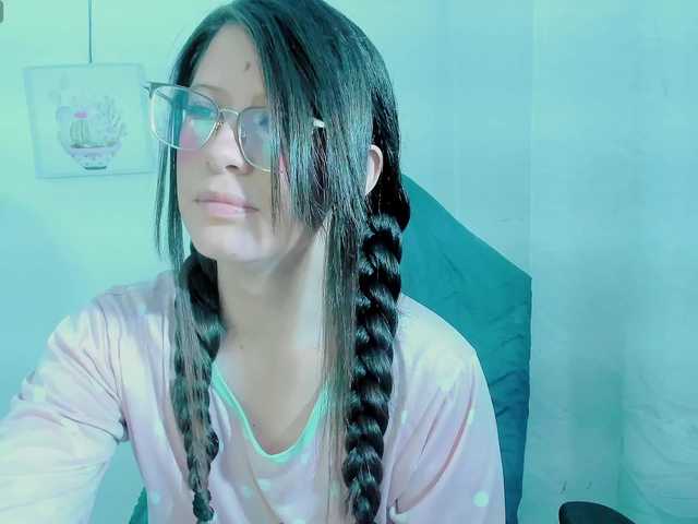 ZooeyBelair live cam on BongaCams