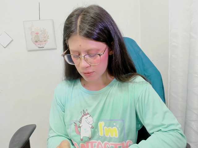 ZooeyBelair live cam on BongaCams