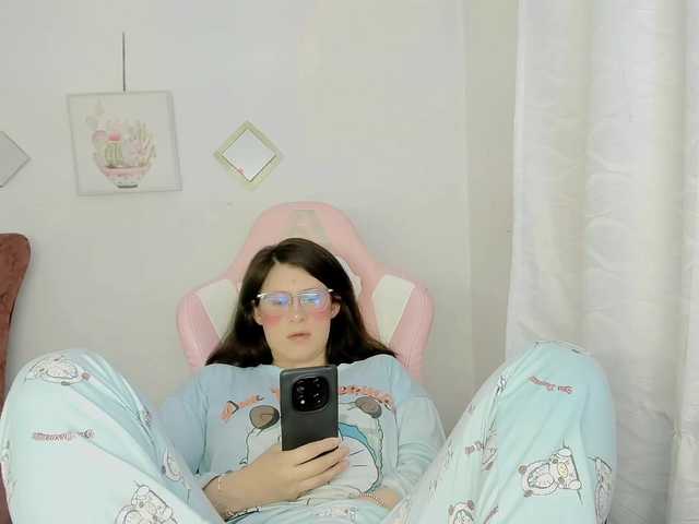ZooeyBelair live webcam show
