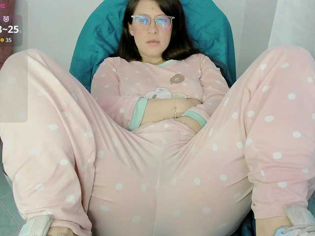 ZooeyBelair live webcam show