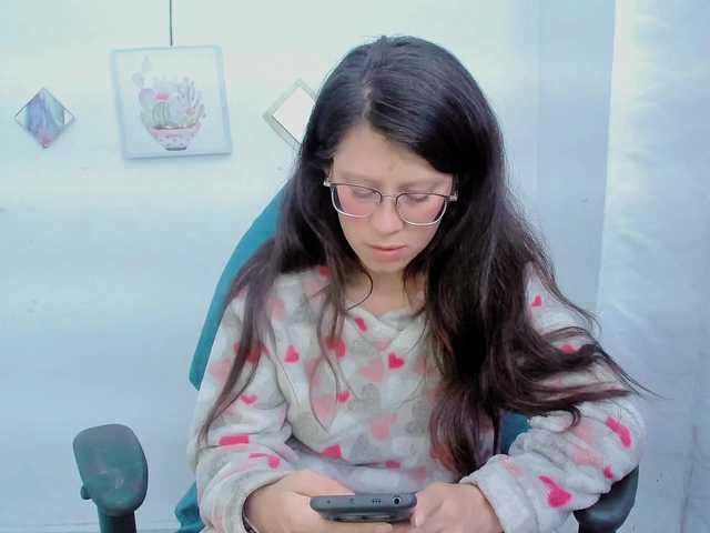 ZooeyBelair live cam on BongaCams