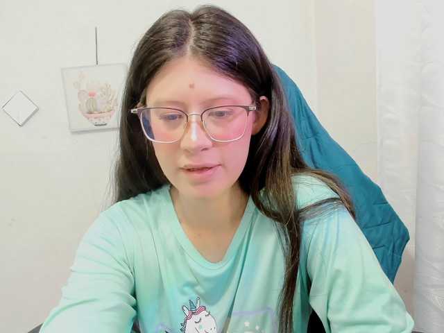 ZooeyBelair live cam on BongaCams