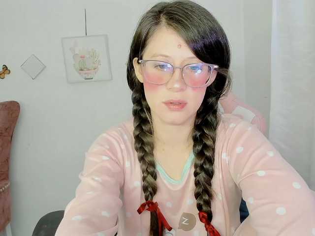 ZooeyBelair live cam on BongaCams