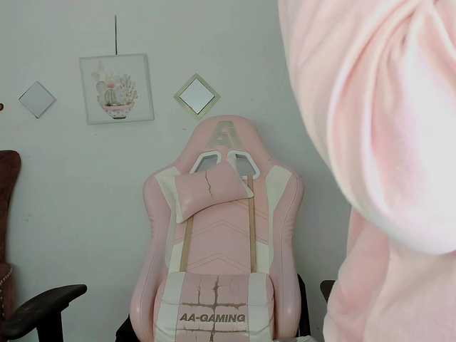 ZooeyBelair live cam on BongaCams