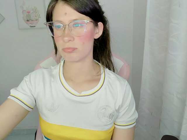 ZooeyBelair live cam on BongaCams