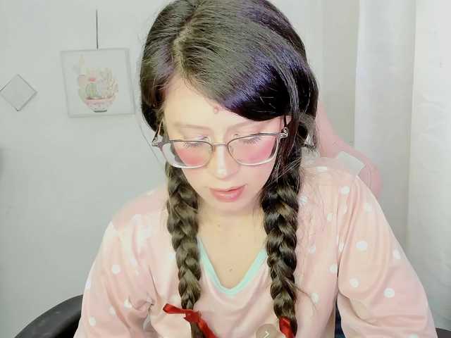 ZooeyBelair live cam on BongaCams