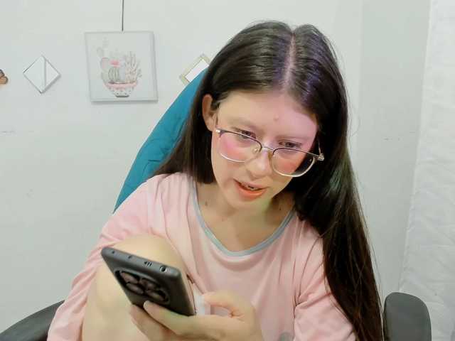 ZooeyBelair live cam on BongaCams