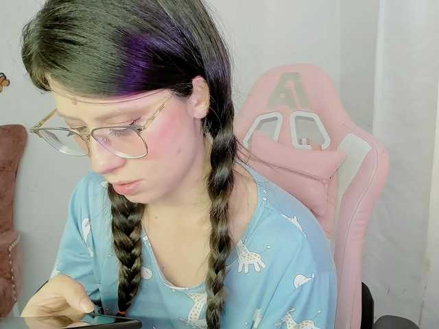 ZooeyBelair live cam on BongaCams