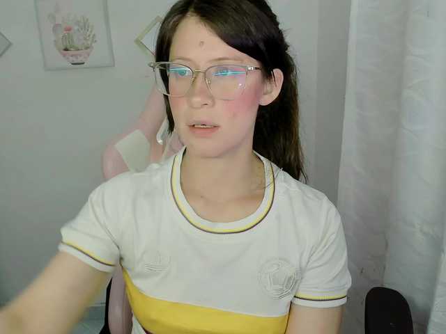ZooeyBelair live cam on BongaCams