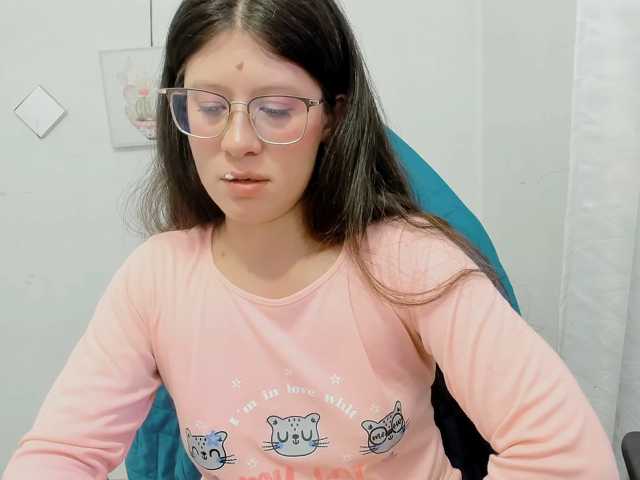 ZooeyBelair live cam on BongaCams