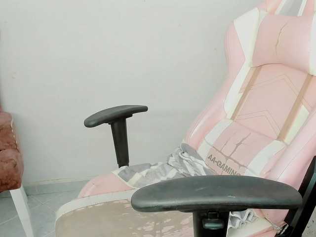 ZooeyBelair live cam on BongaCams