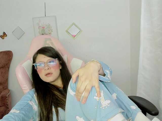 ZooeyBelair live cam on BongaCams