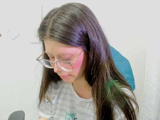 ZooeyBelair live cam on BongaCams