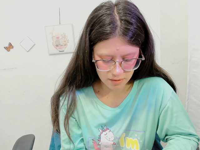 ZooeyBelair live cam on BongaCams