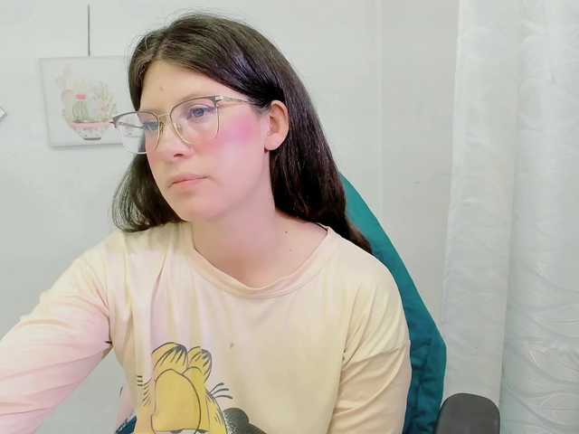 ZooeyBelair live cam on BongaCams
