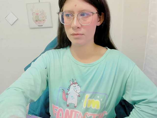 ZooeyBelair live cam on BongaCams