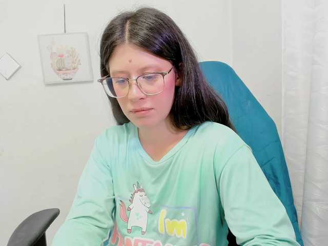 ZooeyBelair live cam on BongaCams