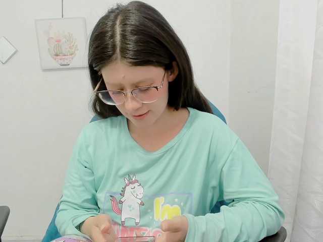 ZooeyBelair