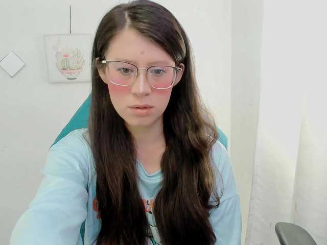 ZooeyBelair live cam on BongaCams