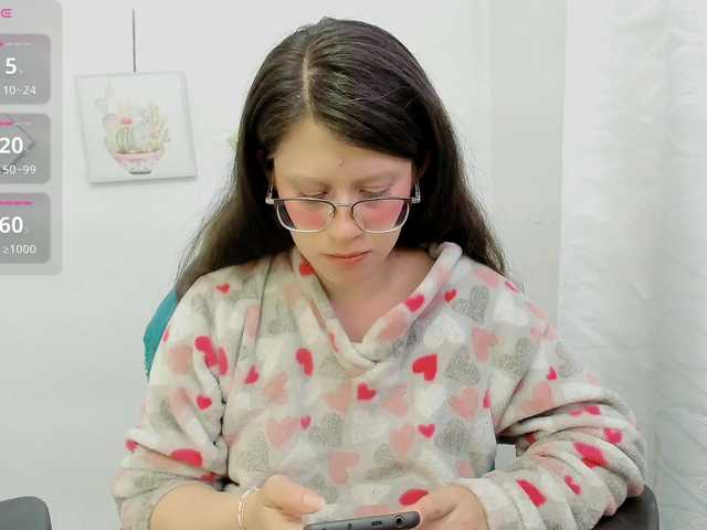 ZooeyBelair live cam on BongaCams