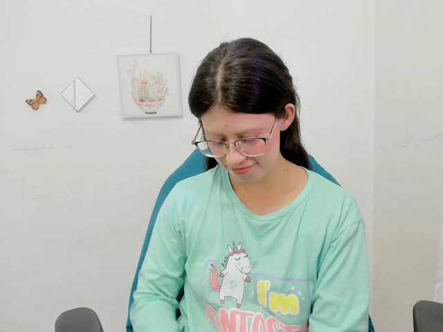 ZooeyBelair live cam on BongaCams