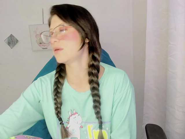ZooeyBelair live cam on BongaCams
