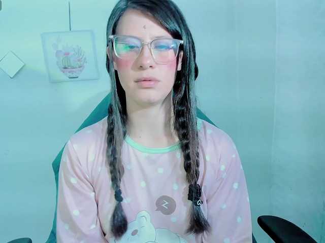 ZooeyBelair live cam on BongaCams
