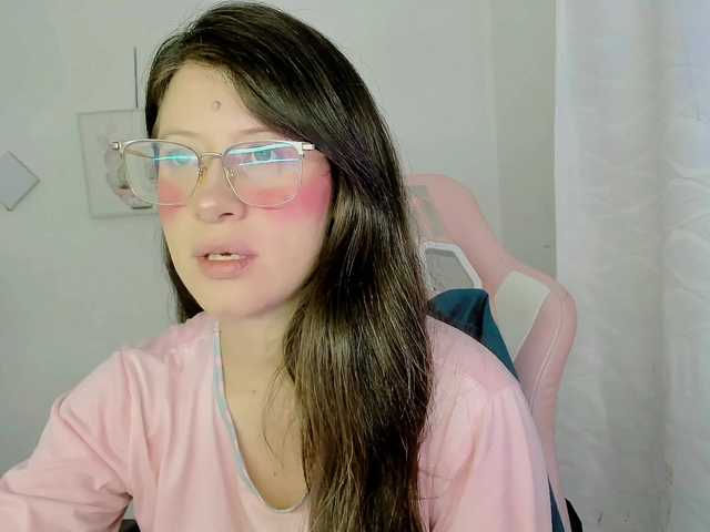 ZooeyBelair live webcam show