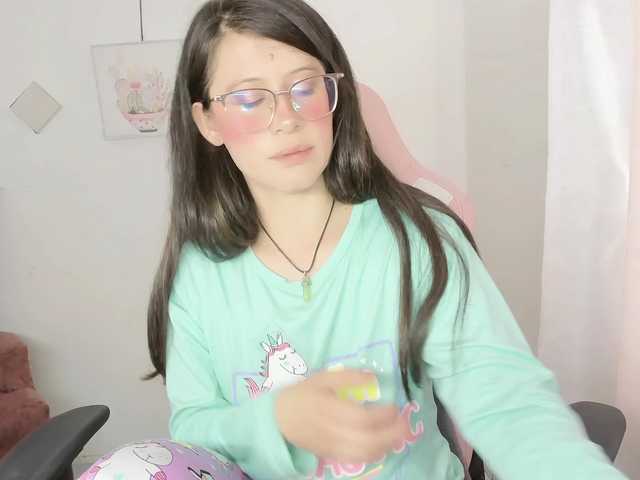 ZooeyBelair live cam on BongaCams
