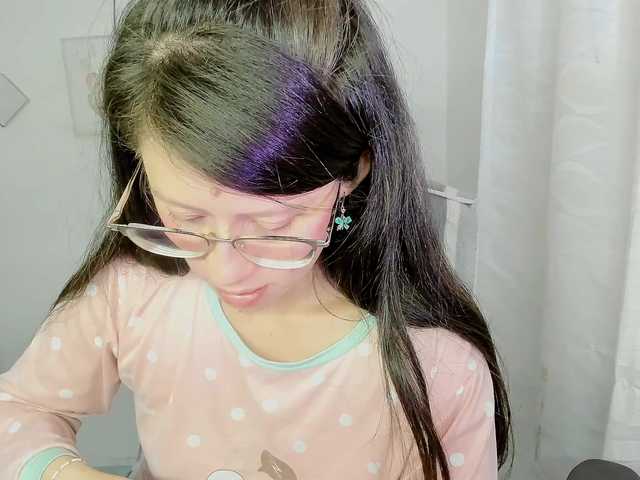 ZooeyBelair live