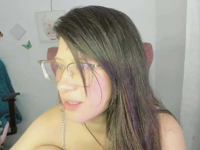 ZooeyBelair live cam on BongaCams