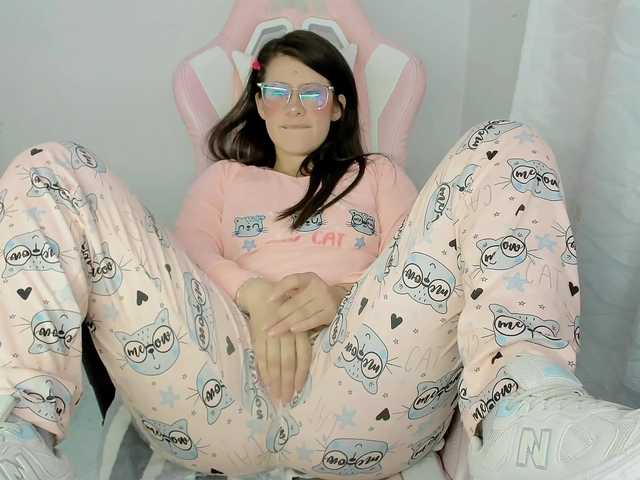 ZooeyBelair live cam on BongaCams