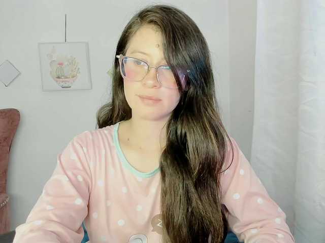 ZooeyBelair live webcam show