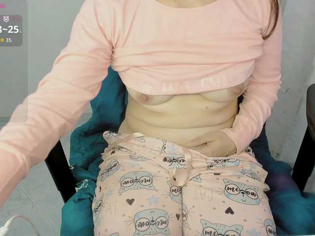 ZooeyBelair live cam on BongaCams