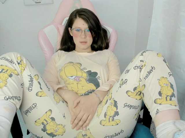 ZooeyBelair live cam on BongaCams