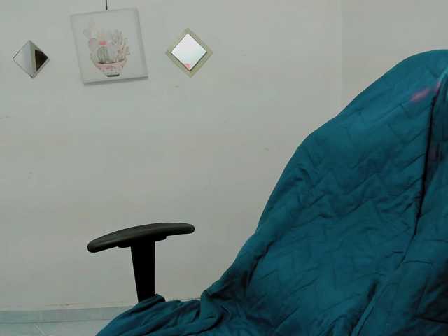 ZooeyBelair live cam on BongaCams