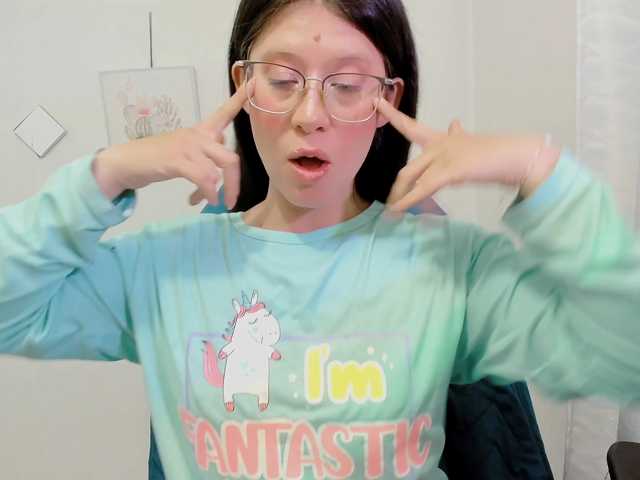 ZooeyBelair live cam on BongaCams