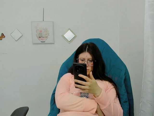 ZooeyBelair live cam preview