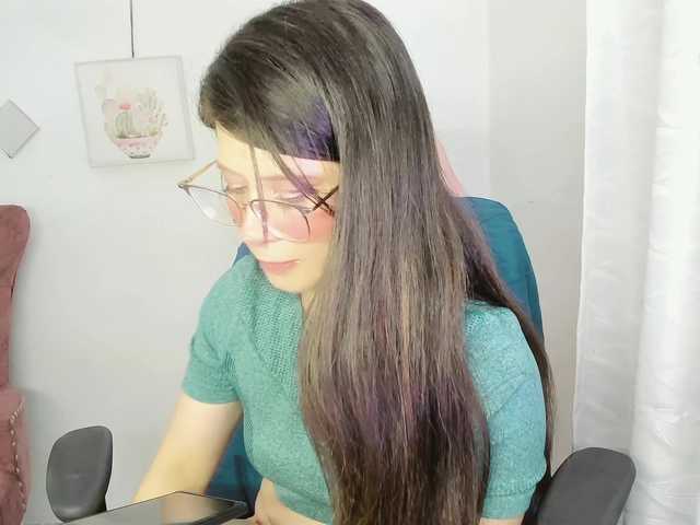 ZooeyBelair live cam on BongaCams