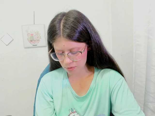 ZooeyBelair live cam on BongaCams