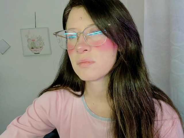 ZooeyBelair live webcam show