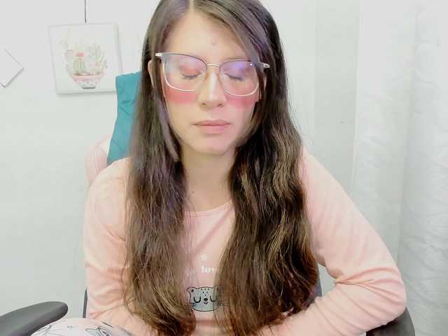 ZooeyBelair live cam on BongaCams