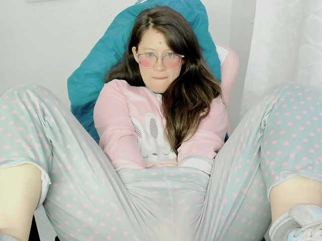 ZooeyBelair live webcam show