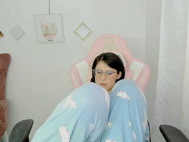 ZooeyBelair live cam on BongaCams