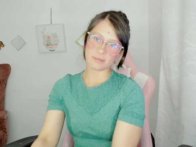 ZooeyBelair live cam on BongaCams